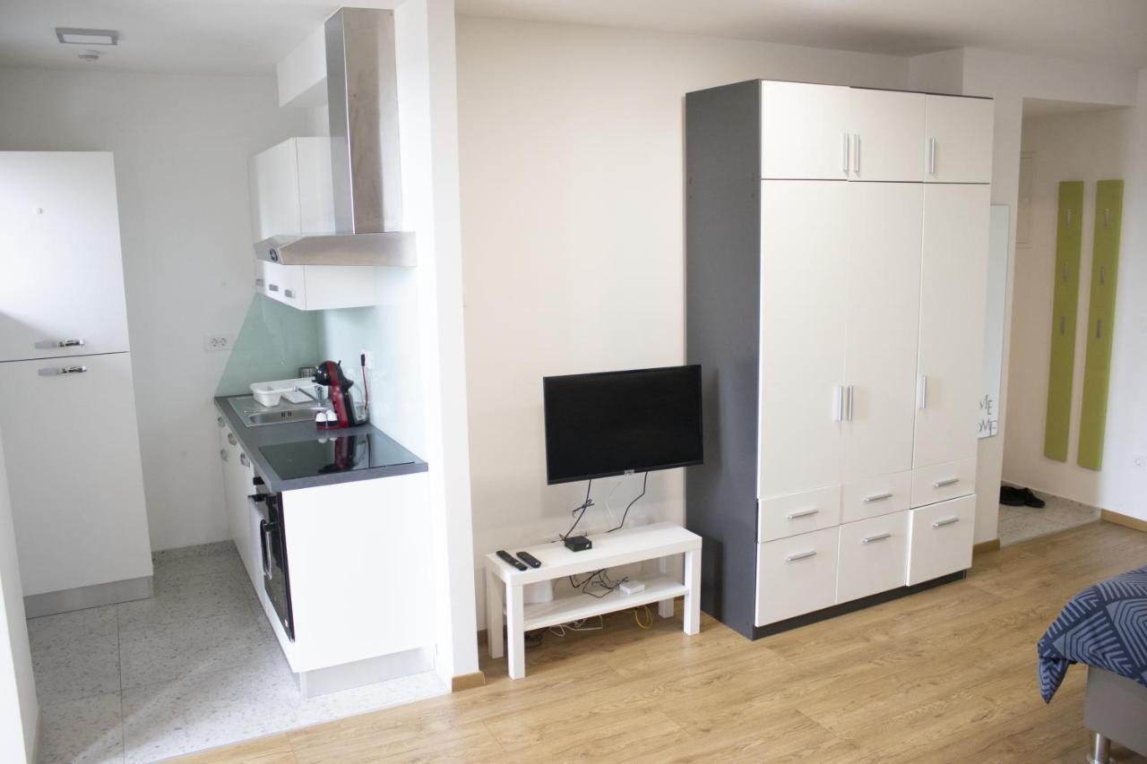 City Center Apartment Koper Exteriör bild
